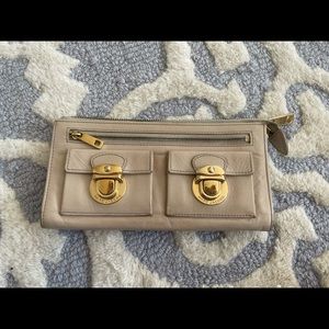 Marc Jacobs tan continental wallet